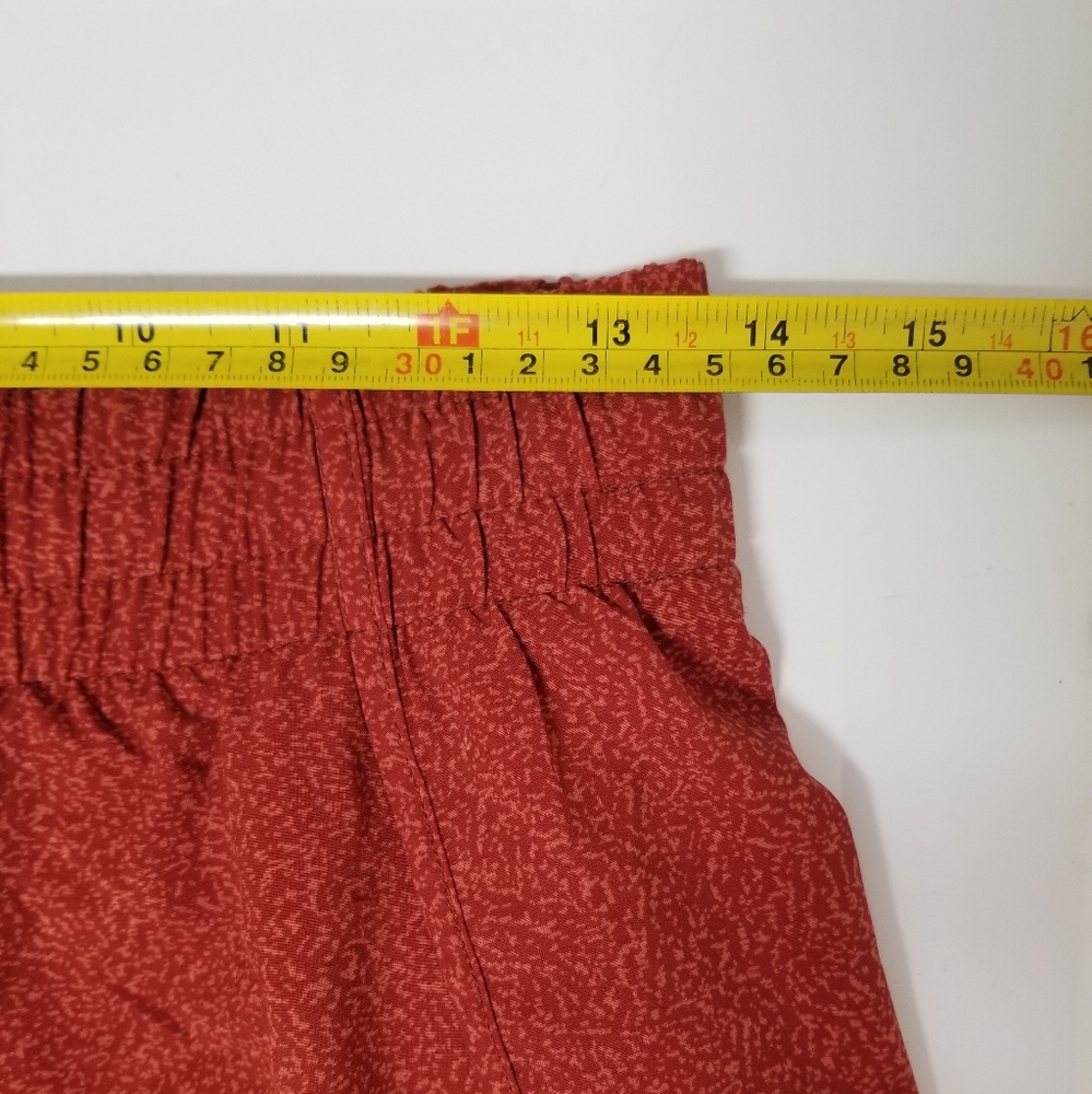 Athleta Mesh Racer 4" Run Shorts in Burnt Orange Sz XS - Picture 12 of 14